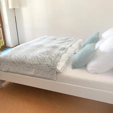 Schoene Ferienapartments Im Bayerischer Wald Chrysantihof ツヴィーゼル